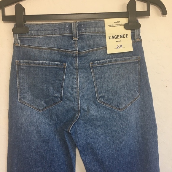 L’Agence Daria High Rise Crop Distressed Jean - Picture 12 of 15